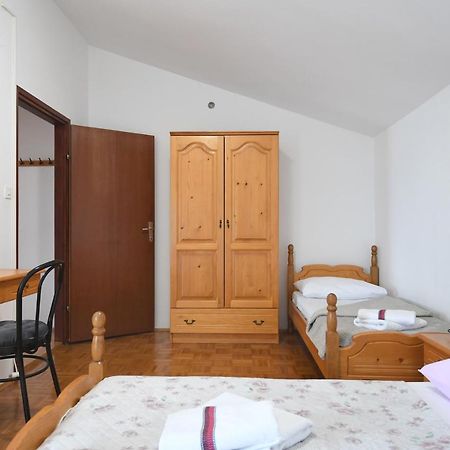 Apartmani Erna Pasman Exterior photo